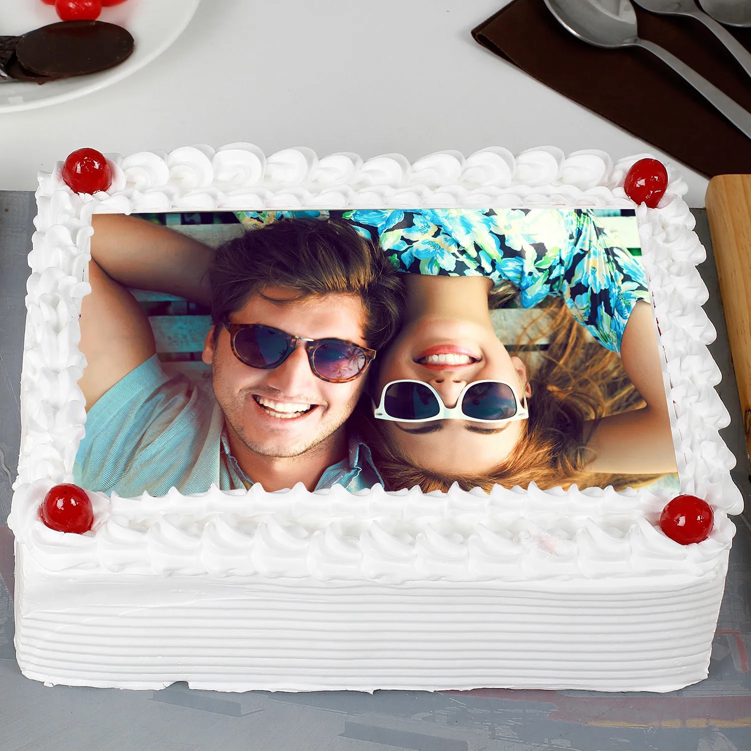  Pineapple Photo Cream Cake